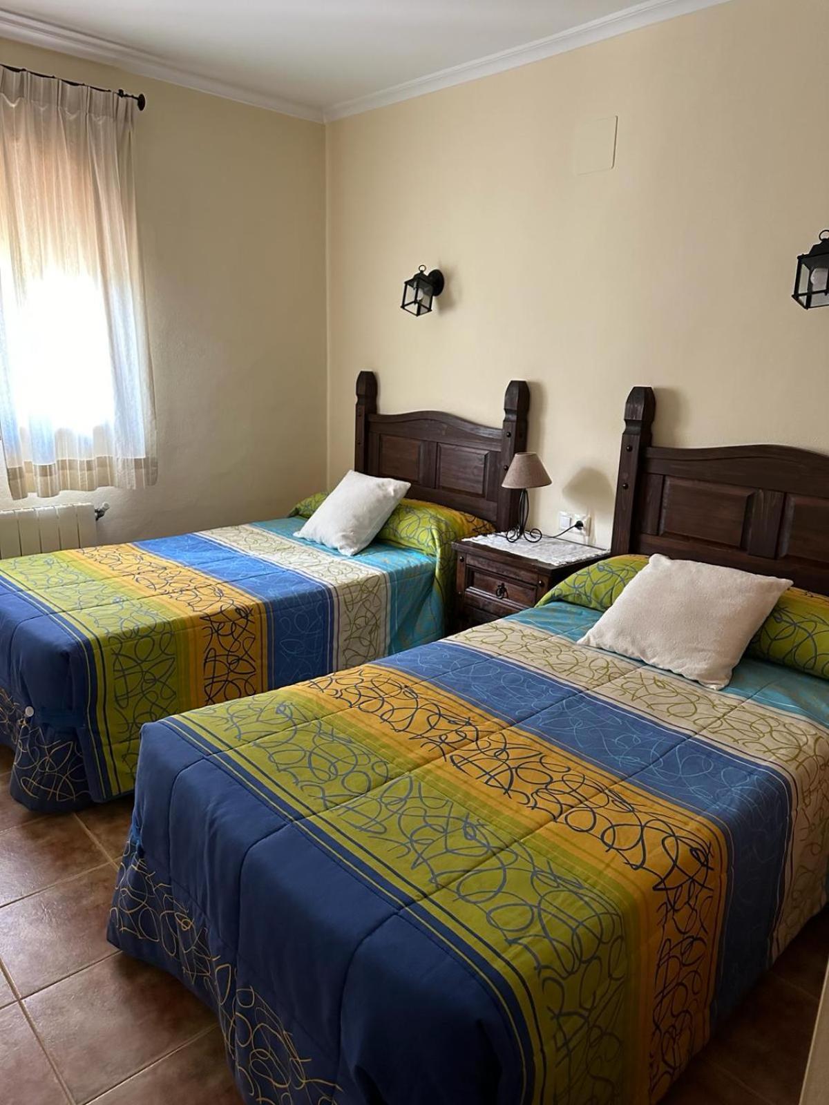Casas Rurales Cerro Lobo เยสเต ภายนอก รูปภาพ